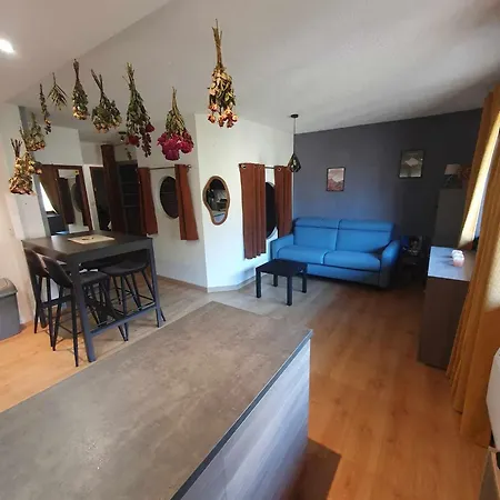 Vue Sur Les Montagnes Apartment